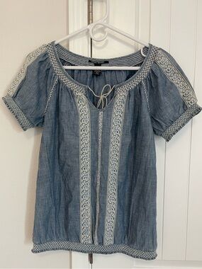 Lucky Brand Denim Blue Embroidered Peasant Blouse